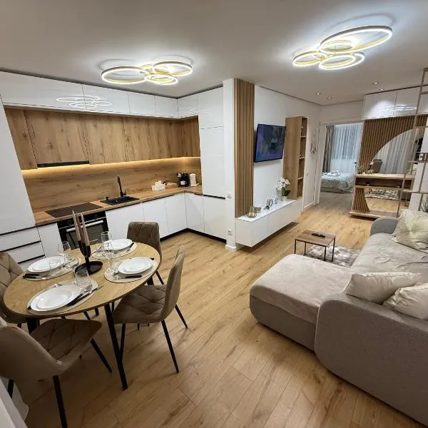 Luxury Residence，位于巴亚马雷的酒店