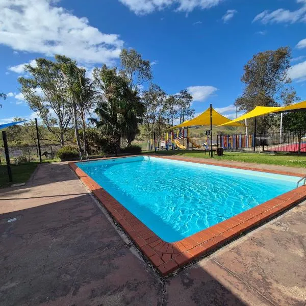 Bonnie Doon Caravan Park，位于Bonnie Doon的酒店