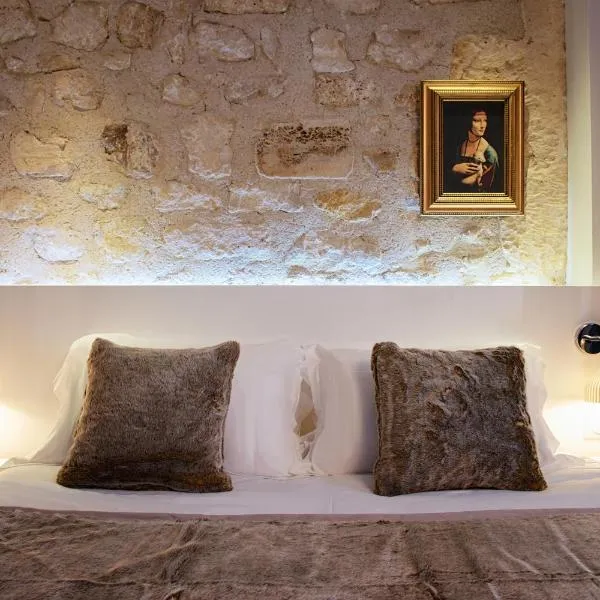 克洛斯圣母院酒店，位于巴黎的酒店