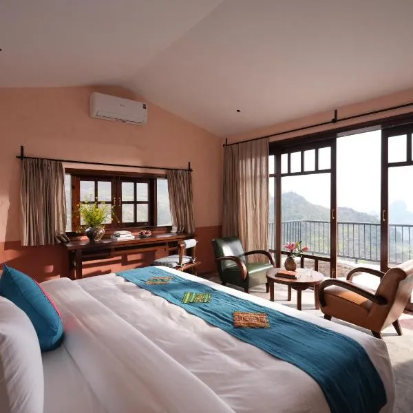 Ha Giang Aya Lodge by Localvietnam，位于同文的酒店