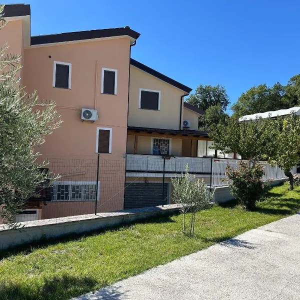 SIRIS b&b - affittacamere，位于Chiaromonte的酒店