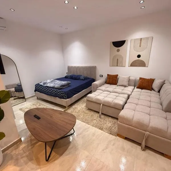 Studio cosy au centre de Nabeul fibre optique，位于纳布勒的酒店