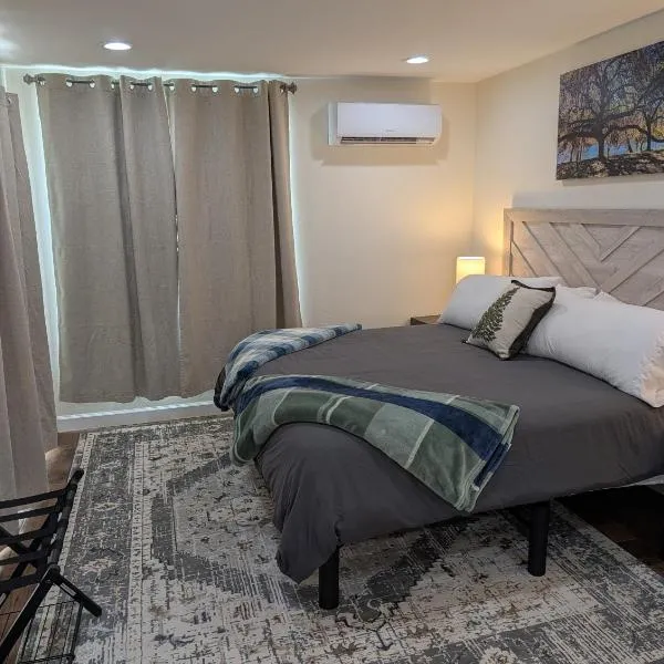 39 Wishes on the Guadalupe River，位于Ingram的酒店