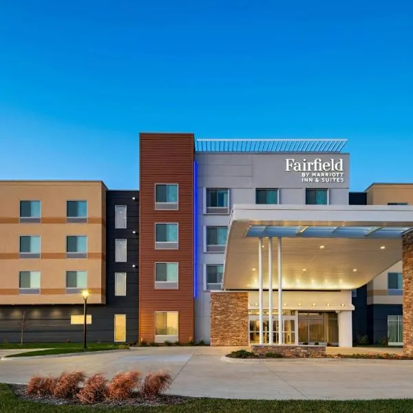 Fairfield Inn & Suites Dixon，位于Dixon的酒店