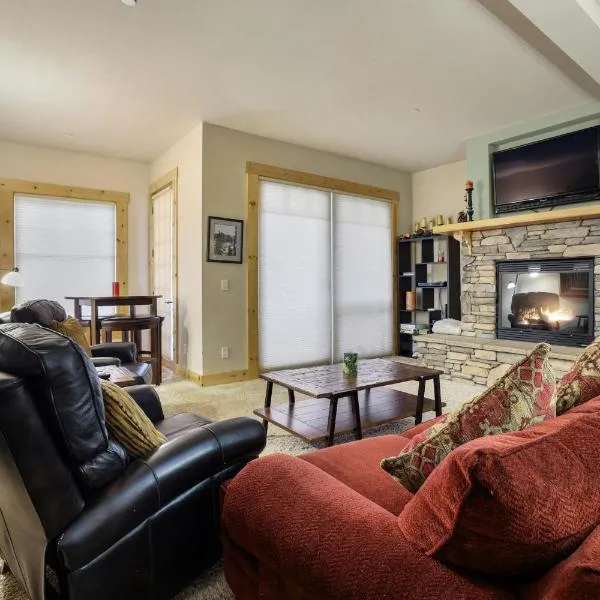 Kirkwood Mountain Resort by Vail Resorts，位于柯克伍德的酒店