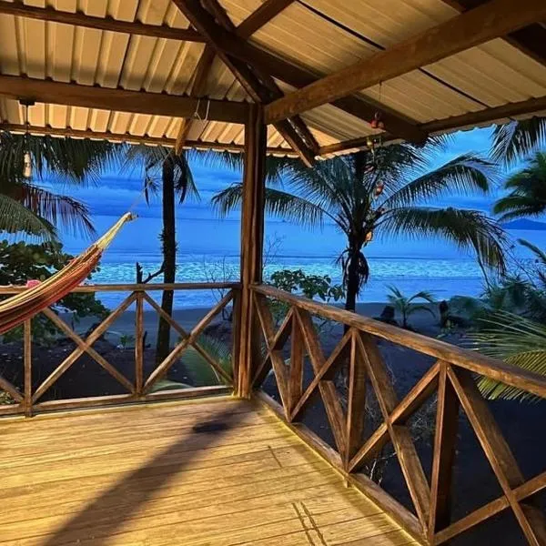 Cabaña La Kirita EcoHotel，位于巴亚索拉诺的酒店