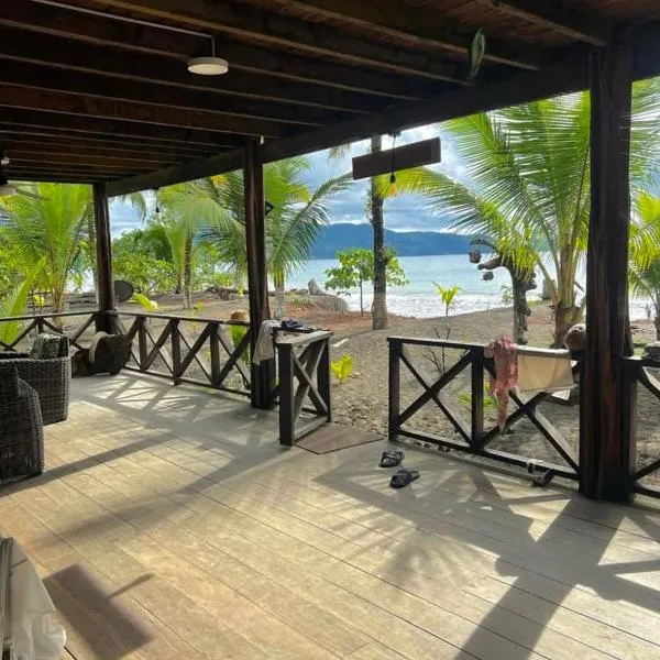Cabaña La Kirita EcoHotel，位于巴亚索拉诺的酒店