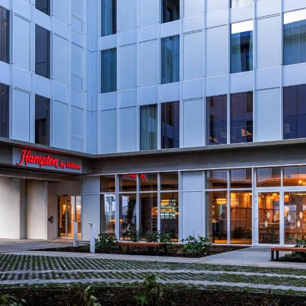 Hampton by Hilton Bordeaux Merignac Airport，位于梅里尼亚克的酒店