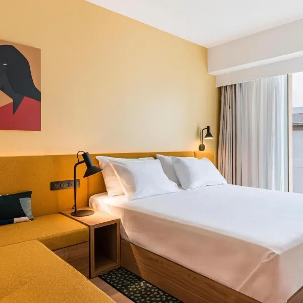 Hampton by Hilton Bordeaux Merignac Airport，位于Mérignac的酒店