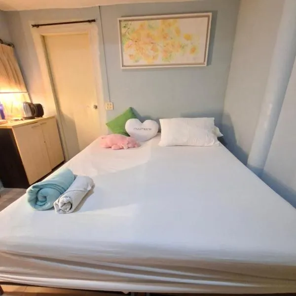 Budget Place Homestay-Solo Traveler，位于Ban Dan的酒店