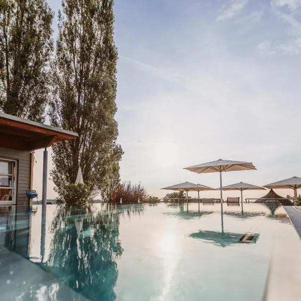 Tschermonegg "Wohnen beim Wein"，位于Sulz的酒店