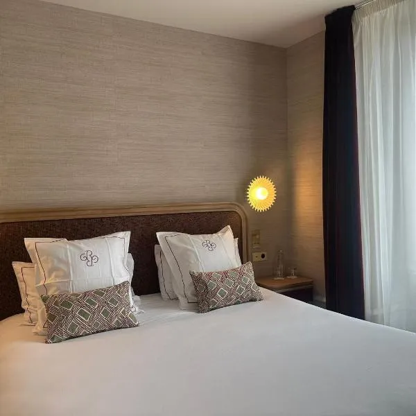 Chapeau Rouge par William Frachot - Hôtel Espace Bien-être & Restaurant étoilé，位于第戎的酒店