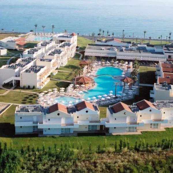 索帕斯海滩酒店，位于(( Elaiónas ))的酒店