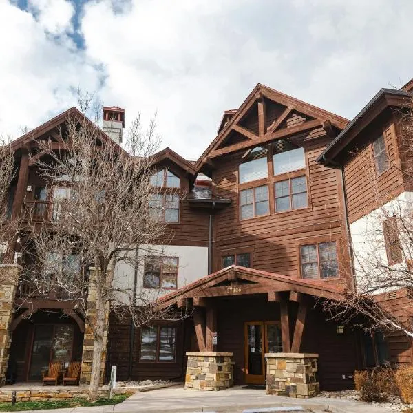 Lodge at Brookside, A Vail Resorts Property，位于埃文的酒店