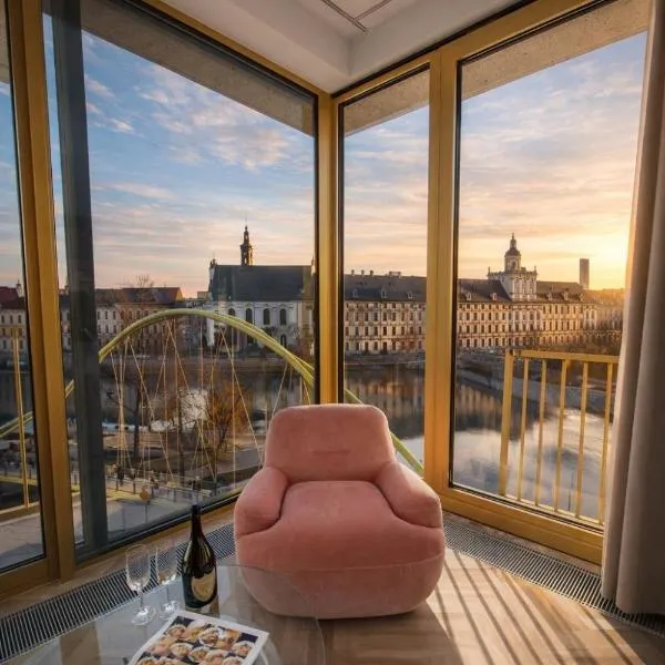 Boulevard Drobnera - ApartHotel Premium z widokiem na Odre，位于弗罗茨瓦夫的酒店