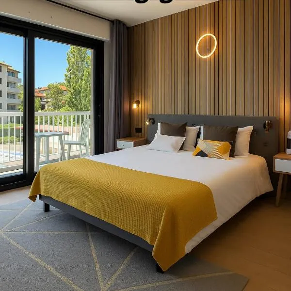 Savoie Hotel aux portes de Genève，位于圣朱利安恩因的酒店