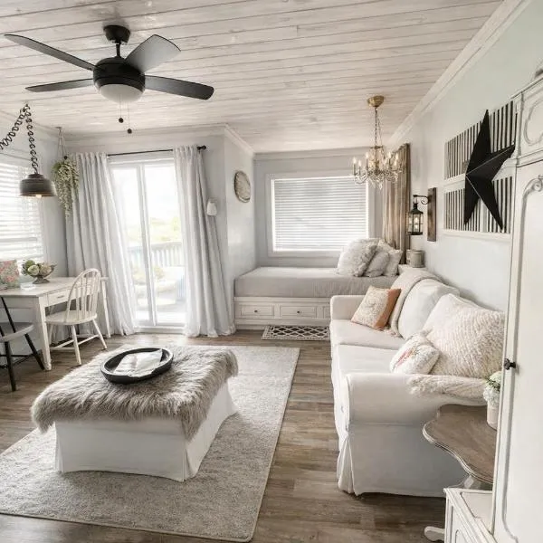 Romantic Ski Studio-Ski, Relax, Repeat，位于榉木山的酒店