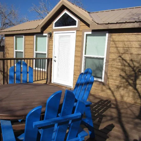 金曼KOA露营地，位于金曼的酒店