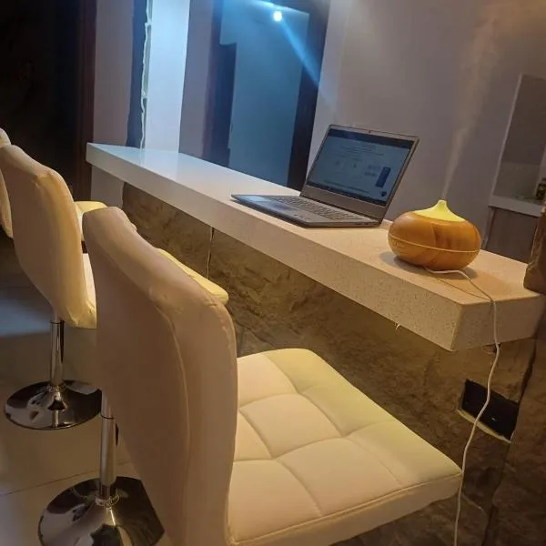 Apartamento confortable CRISANDRE，位于昆卡的酒店