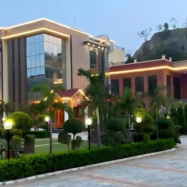 The Asanar Hills，位于Rūpnagar的酒店