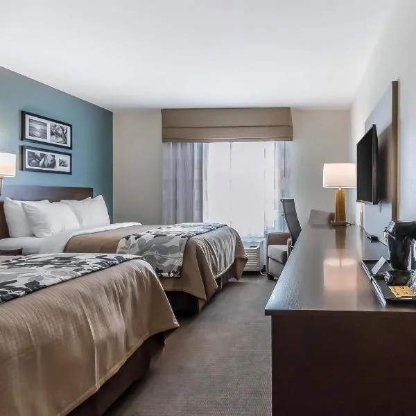 Sleep Inn & Suites O'Fallon MO - Technology Drive，位于Weldon Spring Heights的酒店