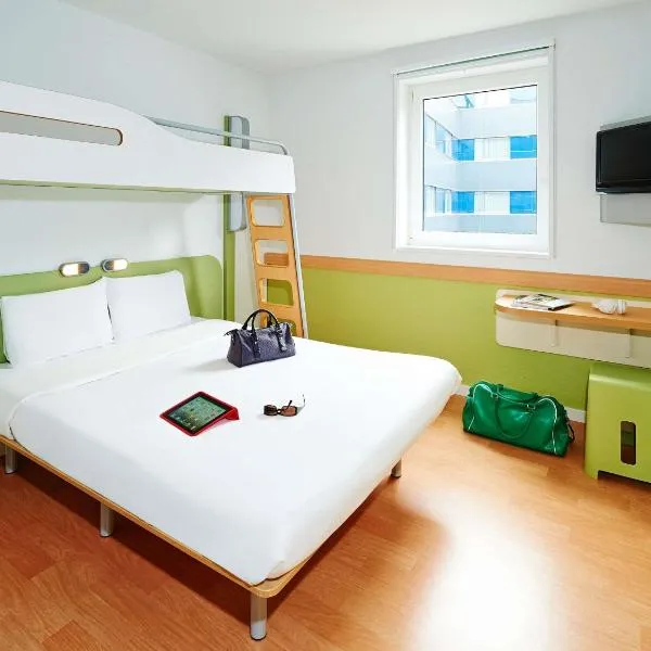 Ibis Budget Cergy St Christophe，位于塞尔吉的酒店
