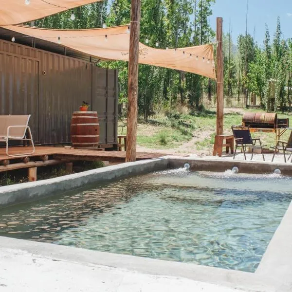 Container House，位于且乌塔的酒店