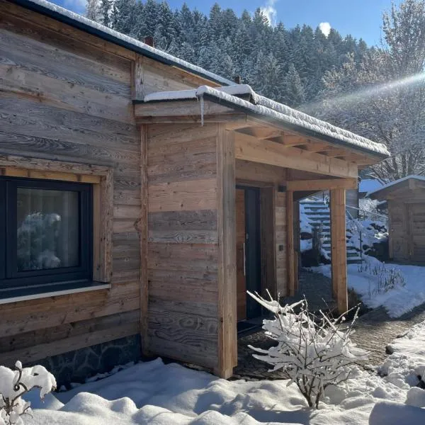 Alpinum Chalet mit privater Außensauna，位于雷滕贝格的酒店