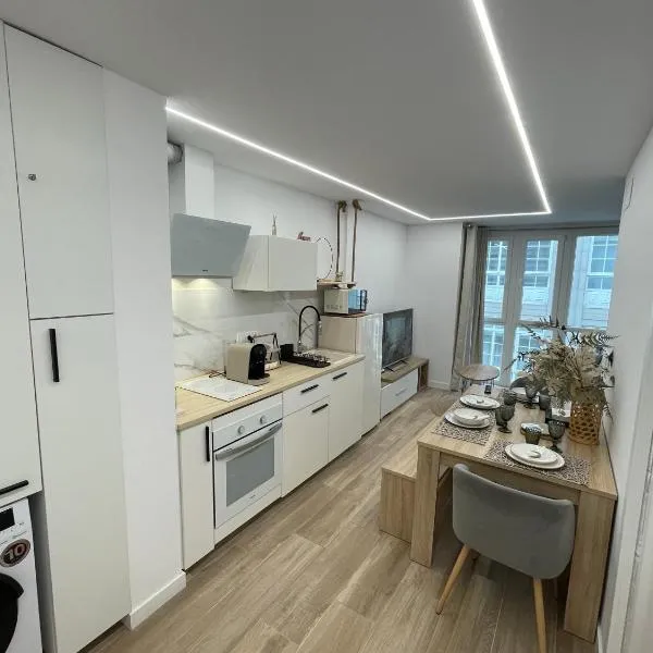 Pontevedra Apartments -New Loft Centro Pontevedra，位于庞特维德拉的酒店