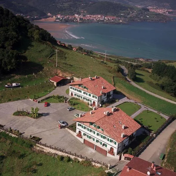 Hotel Spa Gametxo，位于Axpe de Busturia的酒店