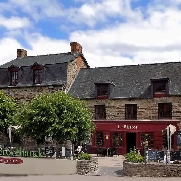 瑞莱斯布斯里昂德之家酒店，位于Loscouët-sur-Meu的酒店
