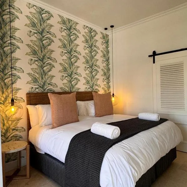 The Boutique Suites by Beach Collection Winelands，位于斯特兰德的酒店