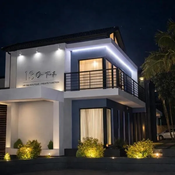 13 on Tenth，位于Walmer的酒店