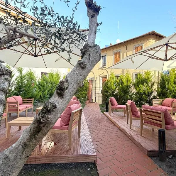 Palazzo Garbusi，位于萨尔扎纳的酒店