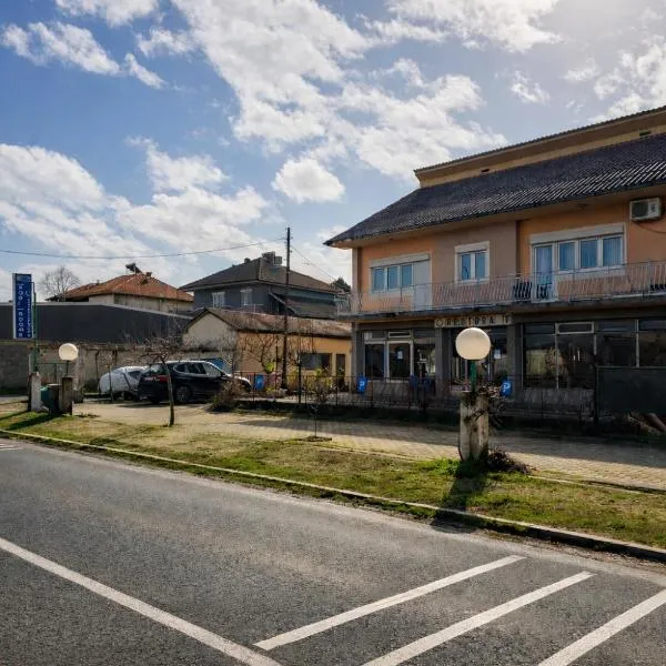 Sleep&Go Guesthouse Gradsko，位于Gradsko的酒店