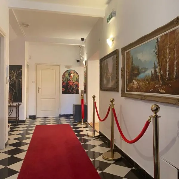 House Of Binici，位于华沙的酒店