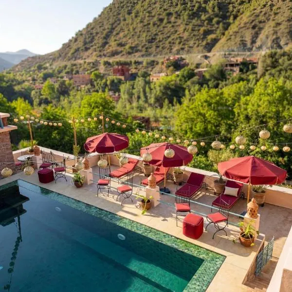 villa lalla Ourika & heated pool，位于Oulad Akkou的酒店