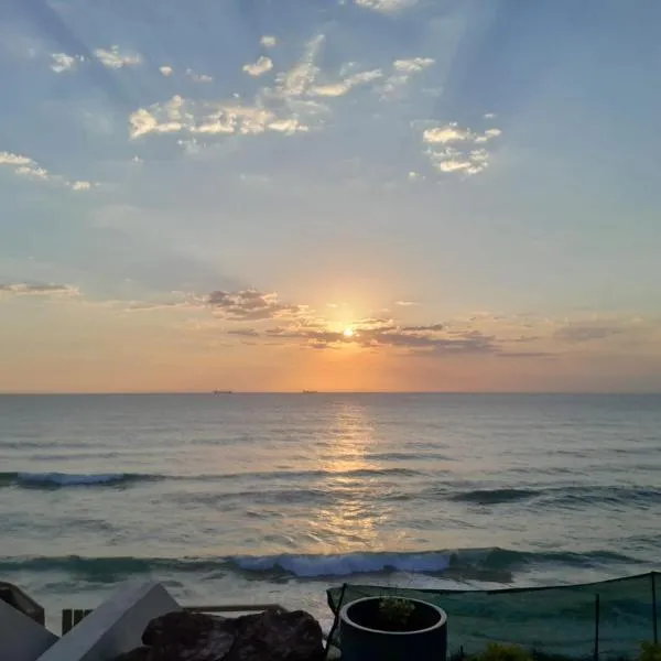 Khayalena Beach House - Tides Reach，位于乌姆德洛蒂的酒店