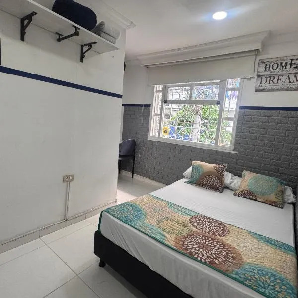 Casa Hotel Manco Mora，位于麦德林的酒店