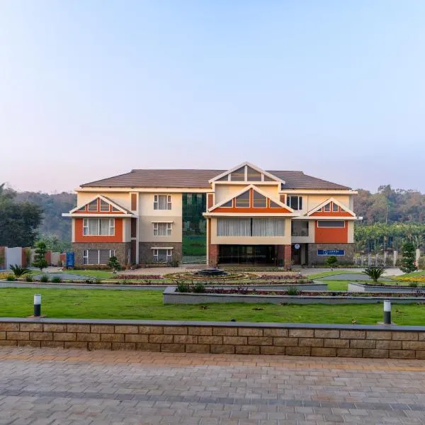 Omkar Jungle Resort & Spa, Sirsi，位于Islūr的酒店