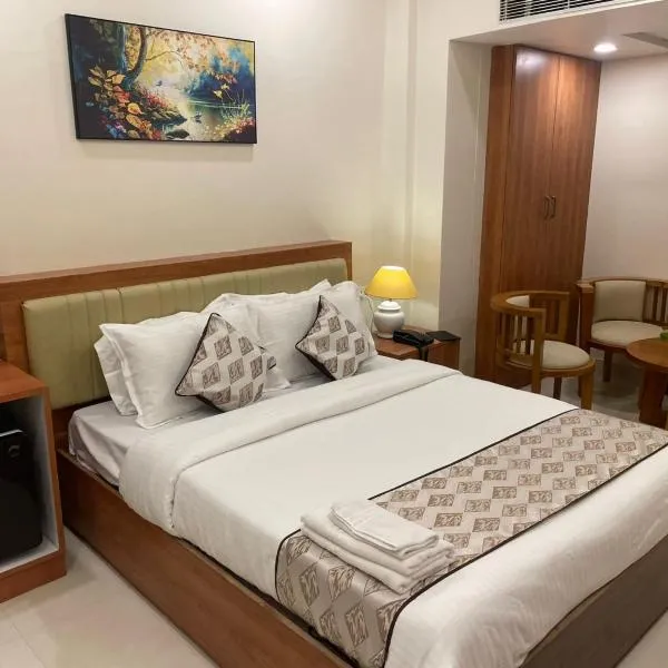 Hotel octavia，位于因帕尔的酒店