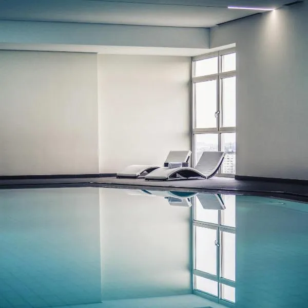 吕登沙伊德美居酒店，位于吕登沙伊德的酒店