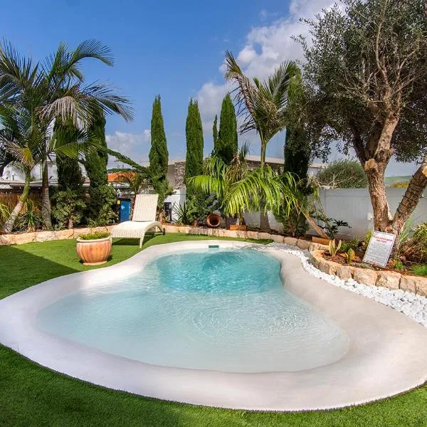 אמא אדמה אירוח וספא，位于H̱efẕi Bah的酒店