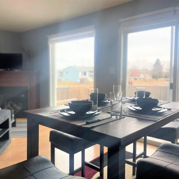 Spacious Duplex，位于卡姆罗斯的酒店