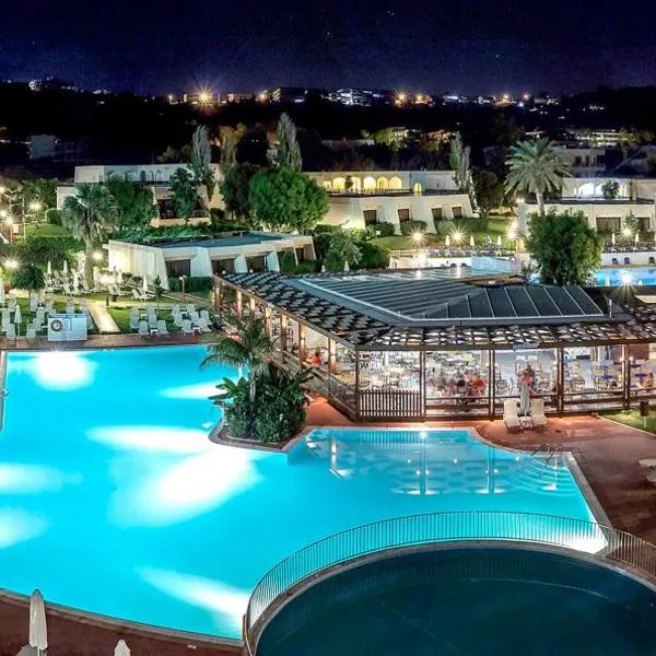 Sol Cosmopolitan Rhodes，位于依克希亚的酒店
