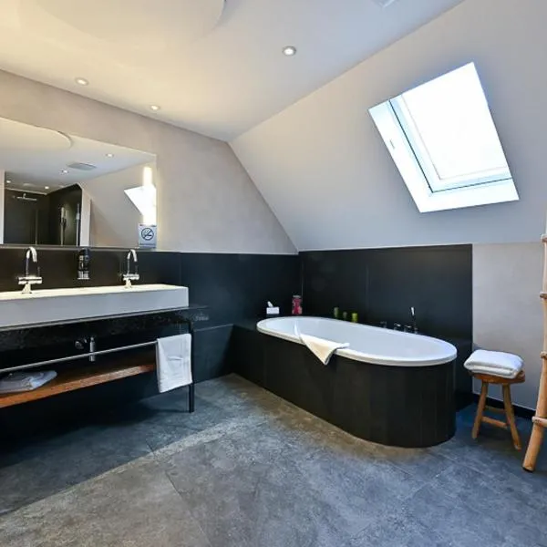 霍尔兰姆梅因酒店，位于吕塞尔斯海姆的酒店