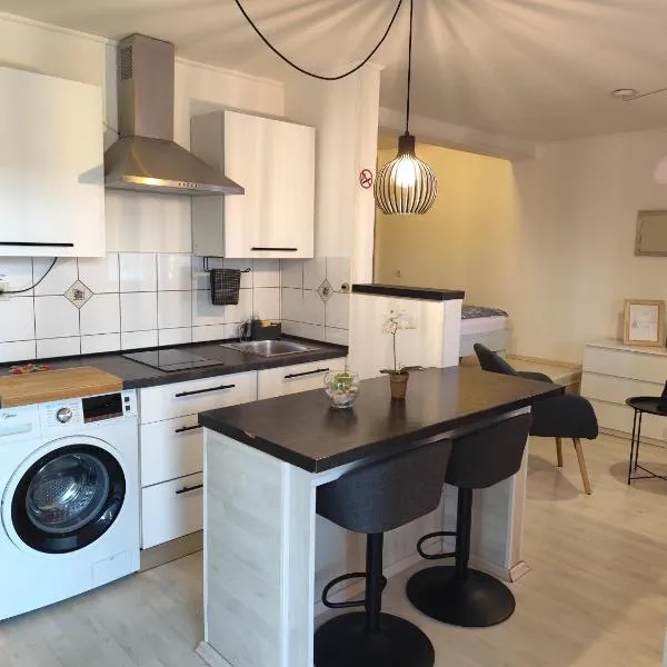 Ivana Apartment，位于拉巴克的酒店