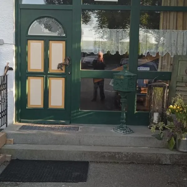 Landhaus Fohlenhof，位于Mehrstetten的酒店