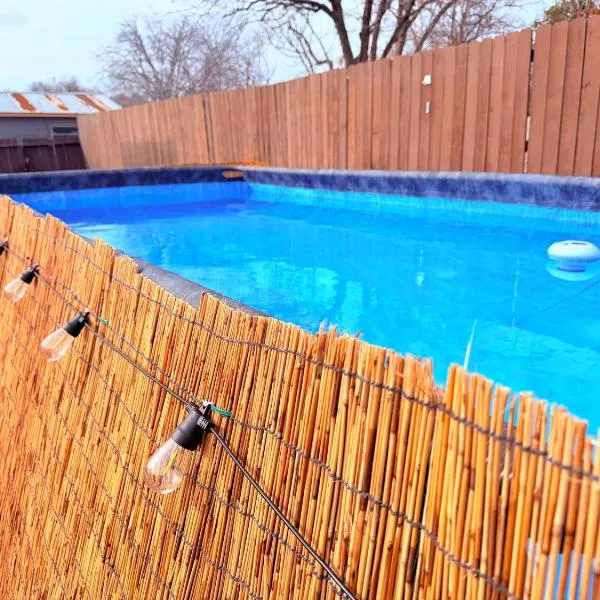 Entertainers Paradise 16m to wine trail 2 kings，位于Blanco的酒店