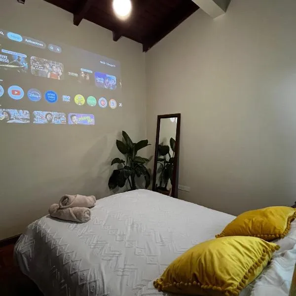 Departamento tranquilo con terraza privada，位于里奥班巴的酒店